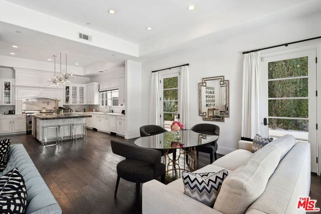 1600 Clear View Drive, Beverly Hills, CA 90210