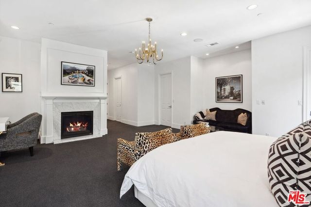 1600 Clear View Drive, Beverly Hills, CA 90210