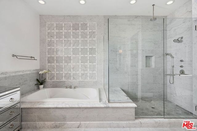 1600 Clear View Drive, Beverly Hills, CA 90210