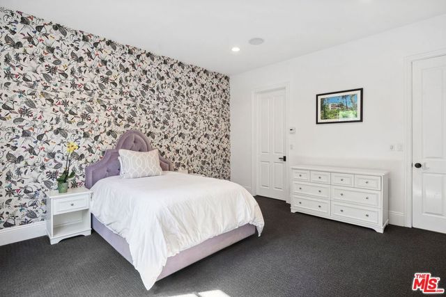 1600 Clear View Drive, Beverly Hills, CA 90210