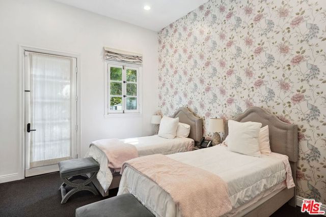 1600 Clear View Drive, Beverly Hills, CA 90210