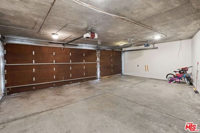 1600 Clear View Drive, Beverly Hills, CA 90210