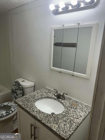 155 Old Stage Coach Road, Stockbridge, GA 30281