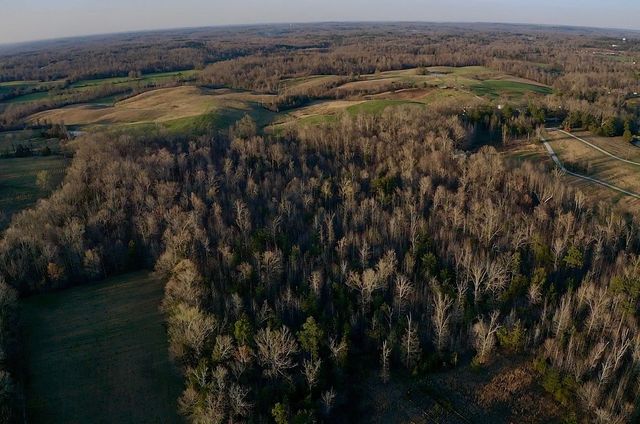 2467 Highway 100 W, Decaturville, TN 38329