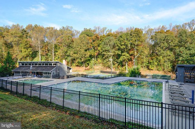 8308 LILLY STONE DR, Bethesda, MD 20817