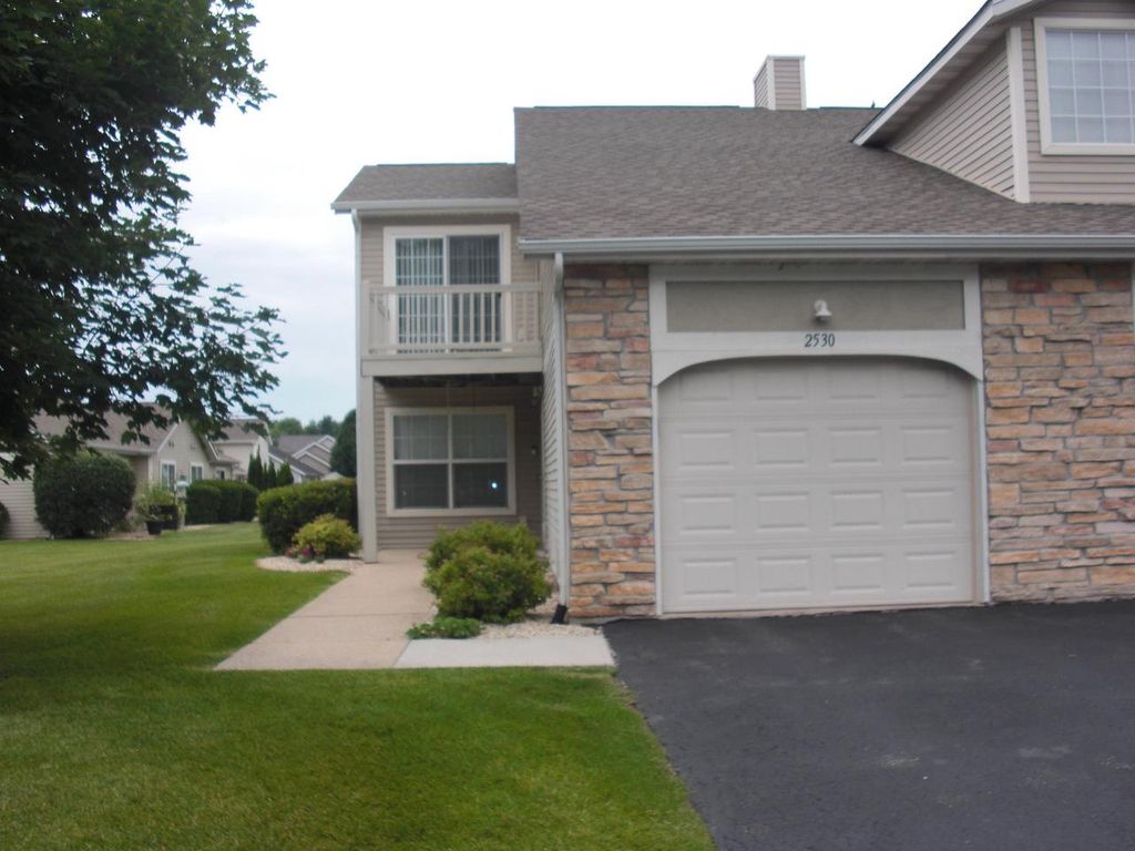 2530 Edgewood Drive #38, Beloit, WI 53511