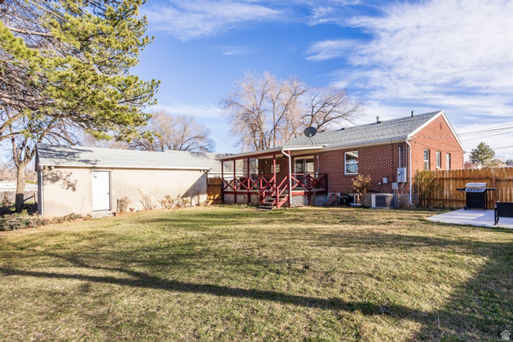 Image 27 of property listing at 6326 W 3500 S, West Valley City, UT 84128