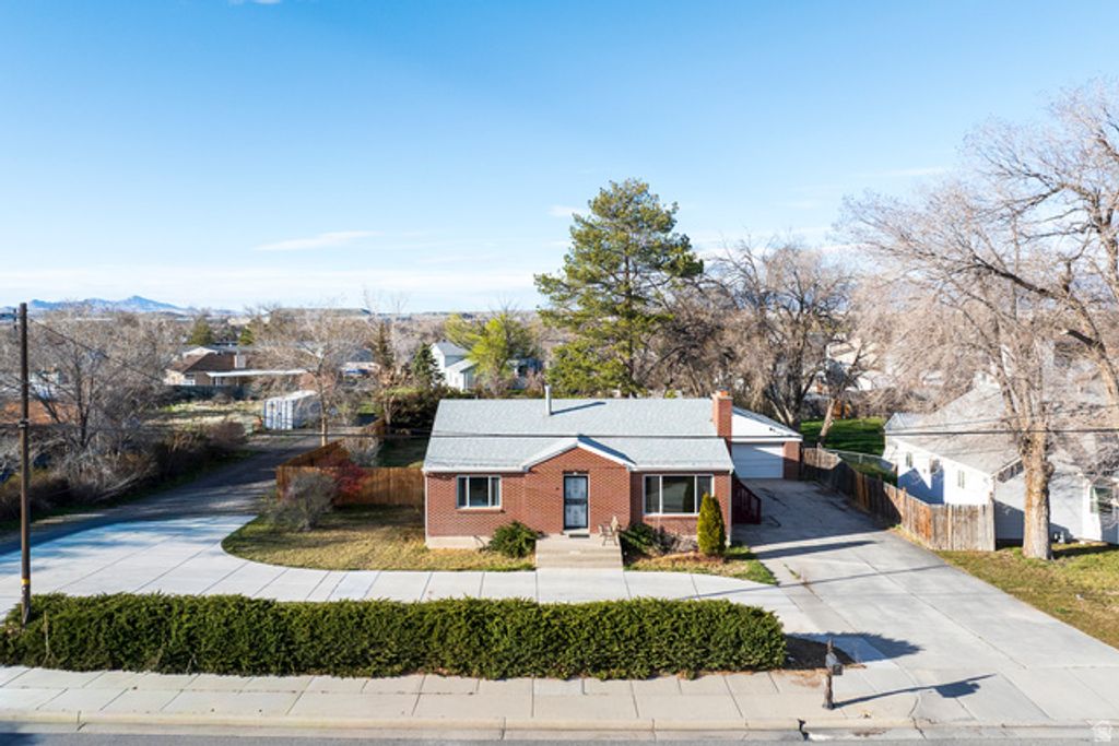 Image 52 of property listing at 6326 W 3500 S, West Valley City, UT 84128