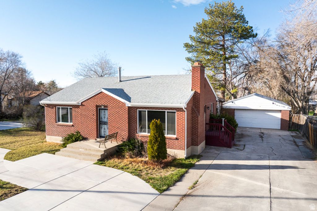 Image 53 of property listing at 6326 W 3500 S, West Valley City, UT 84128