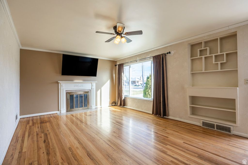 Image 7 of property listing at 6326 W 3500 S, West Valley City, UT 84128