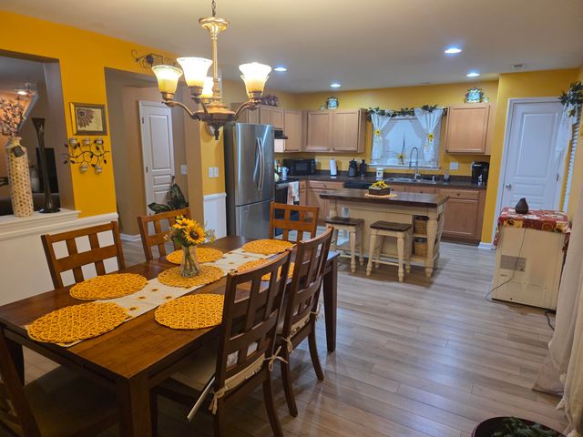 8896 Arbor Glen Drive, North Charleston, SC 29420