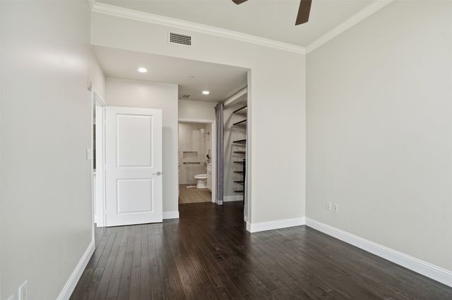 500 Throckmorton Street 1605, Fort Worth, TX 76102