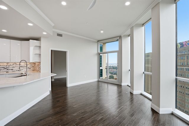 500 Throckmorton Street 1605, Fort Worth, TX 76102