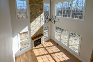 11 Pumpkin Grove, East Lyme, CT 06333