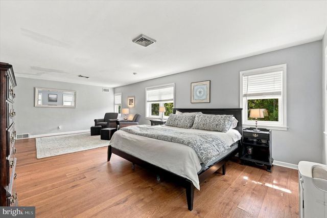611 ARLINGHAM RD, Flourtown, PA 19031