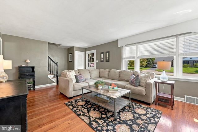 611 ARLINGHAM RD, Flourtown, PA 19031