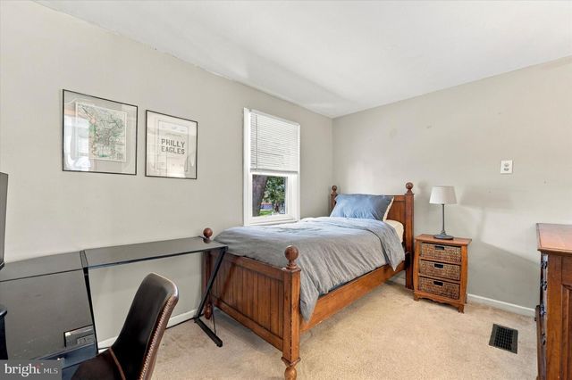 611 ARLINGHAM RD, Flourtown, PA 19031