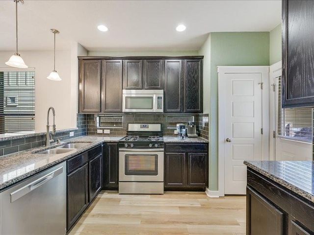 2101 Rivers Edge WAY 29, Austin, TX 78741