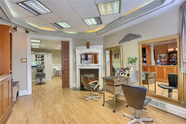 409 N Jefferson St, New Castle, PA 16101