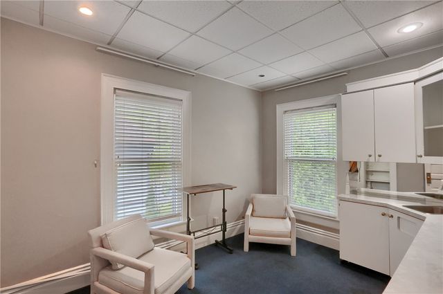 409 N Jefferson St, New Castle, PA 16101