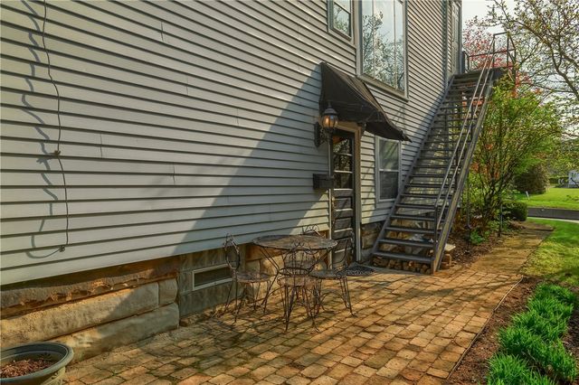 409 N Jefferson St, New Castle, PA 16101