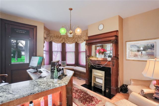 409 N Jefferson St, New Castle, PA 16101