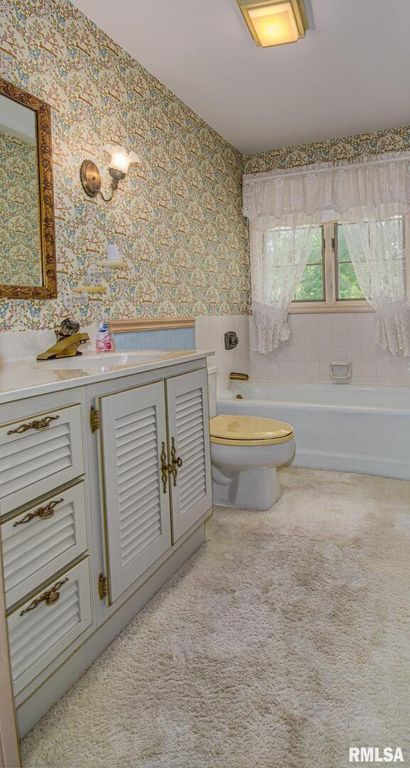 Image 35 of property listing at 102 Lost Hollow Dr Drive, Salem, IL 62881