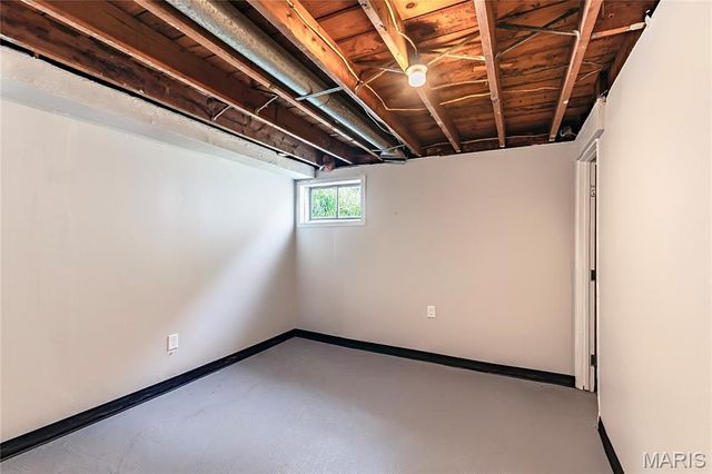 3711 Wabash Avenue, St Louis, MO 63109