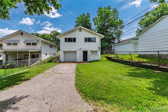 3711 Wabash Avenue, St Louis, MO 63109