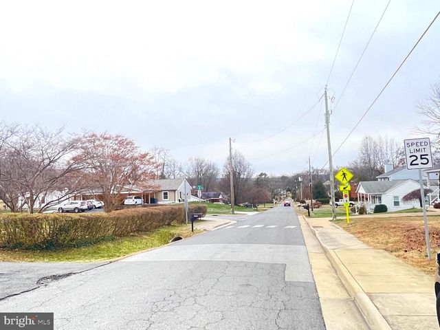 425 - 431 E E ST, Purcellville, VA 20132