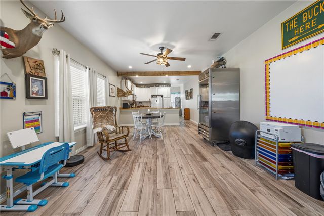 105 S 6th Street, Celeste, TX 75423