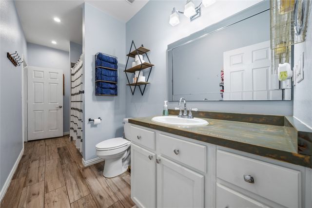 105 S 6th Street, Celeste, TX 75423