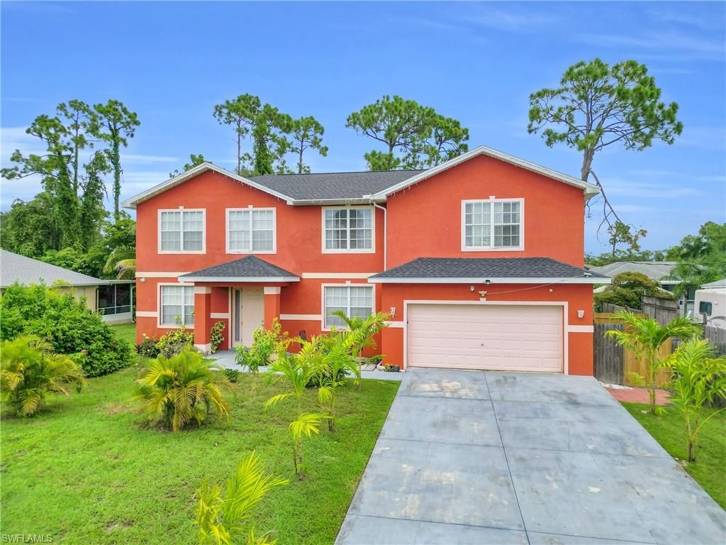 5562 Benton ST, LEHIGH ACRES, FL 33971 — exterior