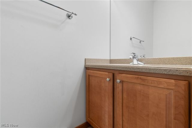 1315 Fieldcrest Drive, Wadsworth, OH 44281