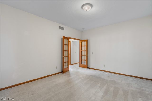 1315 Fieldcrest Drive, Wadsworth, OH 44281