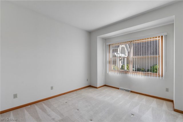 1315 Fieldcrest Drive, Wadsworth, OH 44281