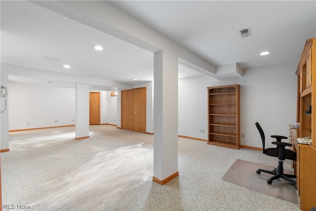 1315 Fieldcrest Drive, Wadsworth, OH 44281