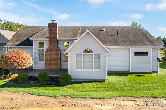 1315 Fieldcrest Drive, Wadsworth, OH 44281