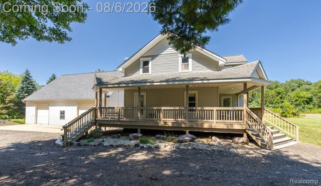 1621 Ray Road, Oxford Charter Township, MI 48371