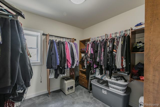 1621 Ray Road, Oxford Charter Township, MI 48371