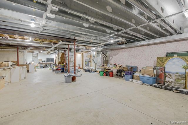 1621 Ray Road, Oxford Charter Township, MI 48371