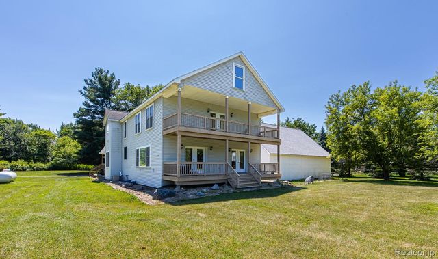 1621 Ray Road, Oxford Charter Township, MI 48371
