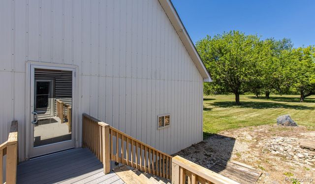 1621 Ray Road, Oxford Charter Township, MI 48371