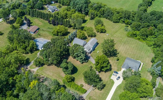 1621 Ray Road, Oxford Charter Township, MI 48371