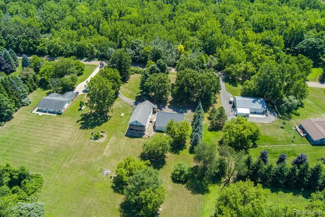 1621 Ray Road, Oxford Charter Township, MI 48371