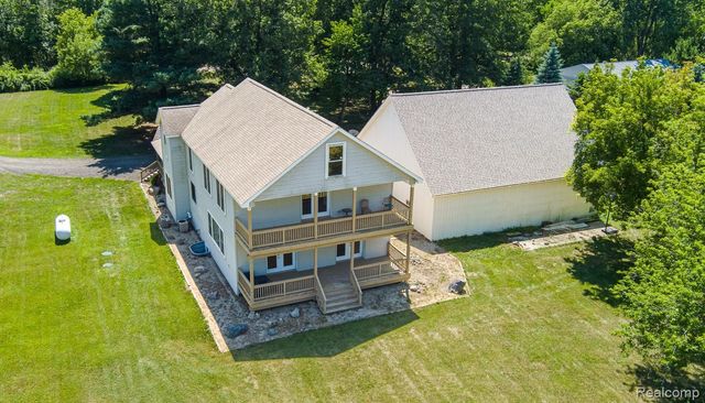 1621 Ray Road, Oxford Charter Township, MI 48371