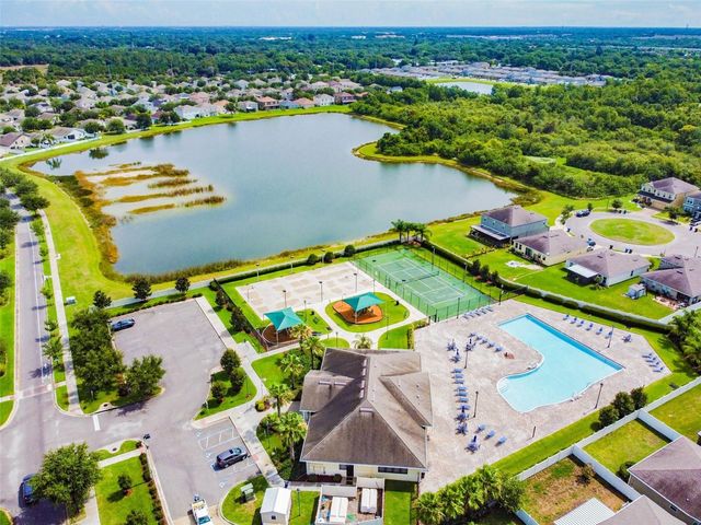 7956 CARRIAGE POINTE DRIVE, Gibsonton, FL 33534