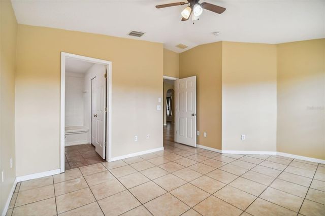7956 CARRIAGE POINTE DRIVE, Gibsonton, FL 33534