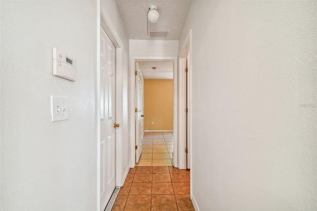 7956 CARRIAGE POINTE DRIVE, Gibsonton, FL 33534