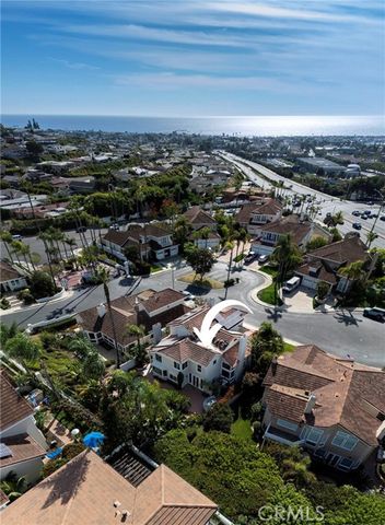 6 Harbor Pointe Drive, Corona Del Mar (newport Beach), CA 92625